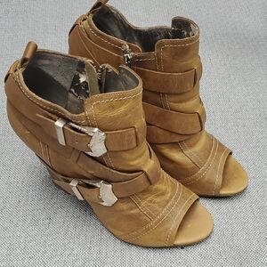 Vince Camuto Leather Upper Brown Strappy Women's Ankle Boots (Della) Size 7.5